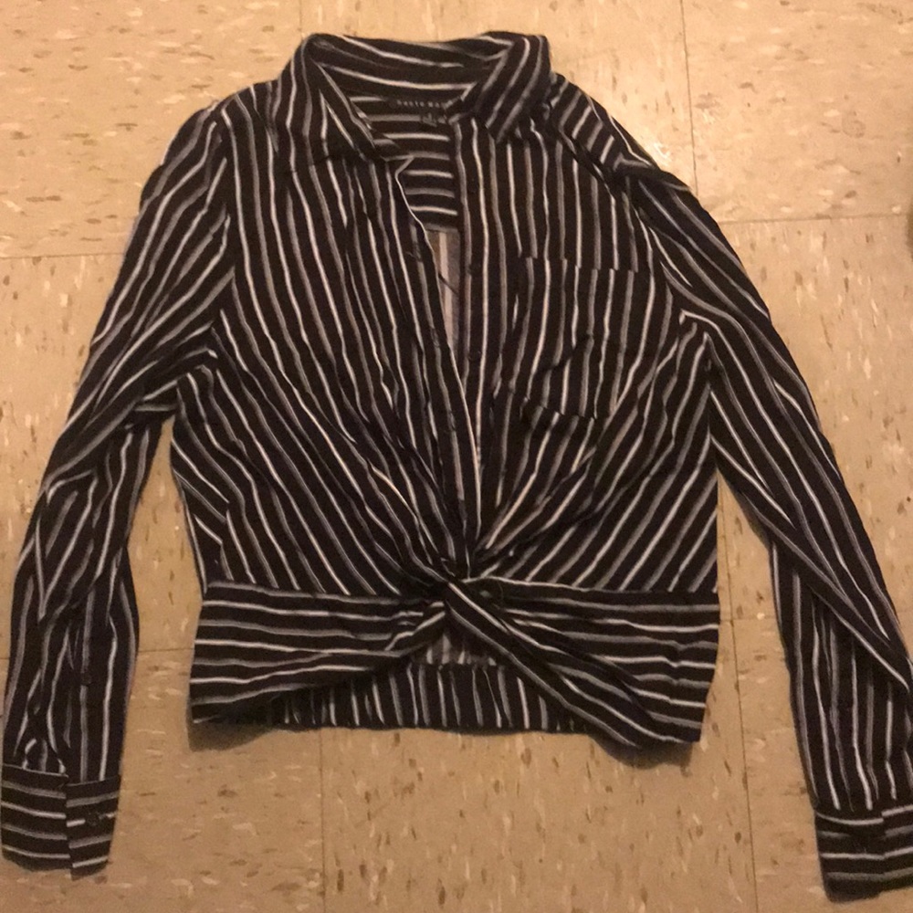 Button scrunched up blouse